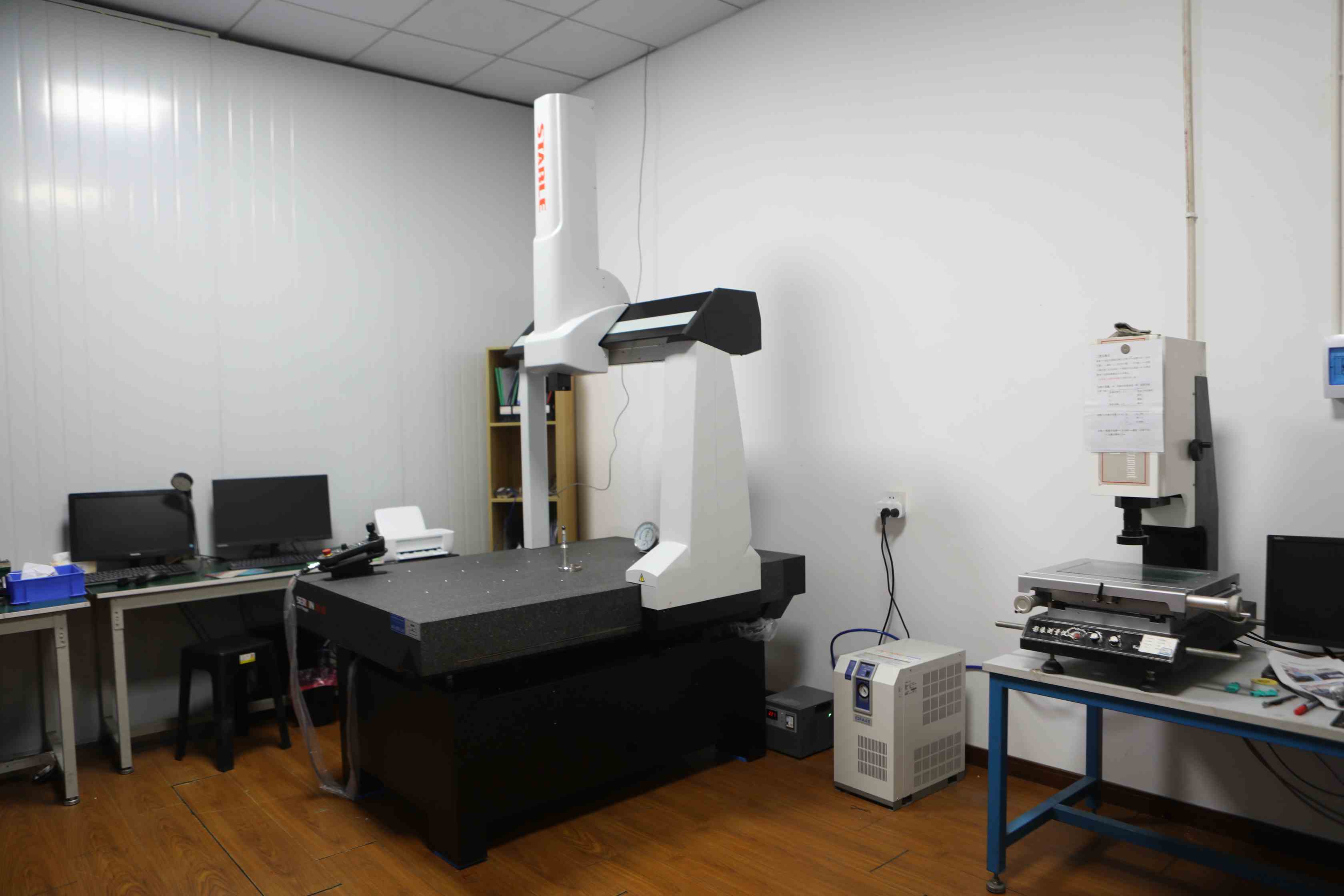 img of How to Choose a Reliable Precision Mold Manufacturer? (Look at the Heavy Metal)